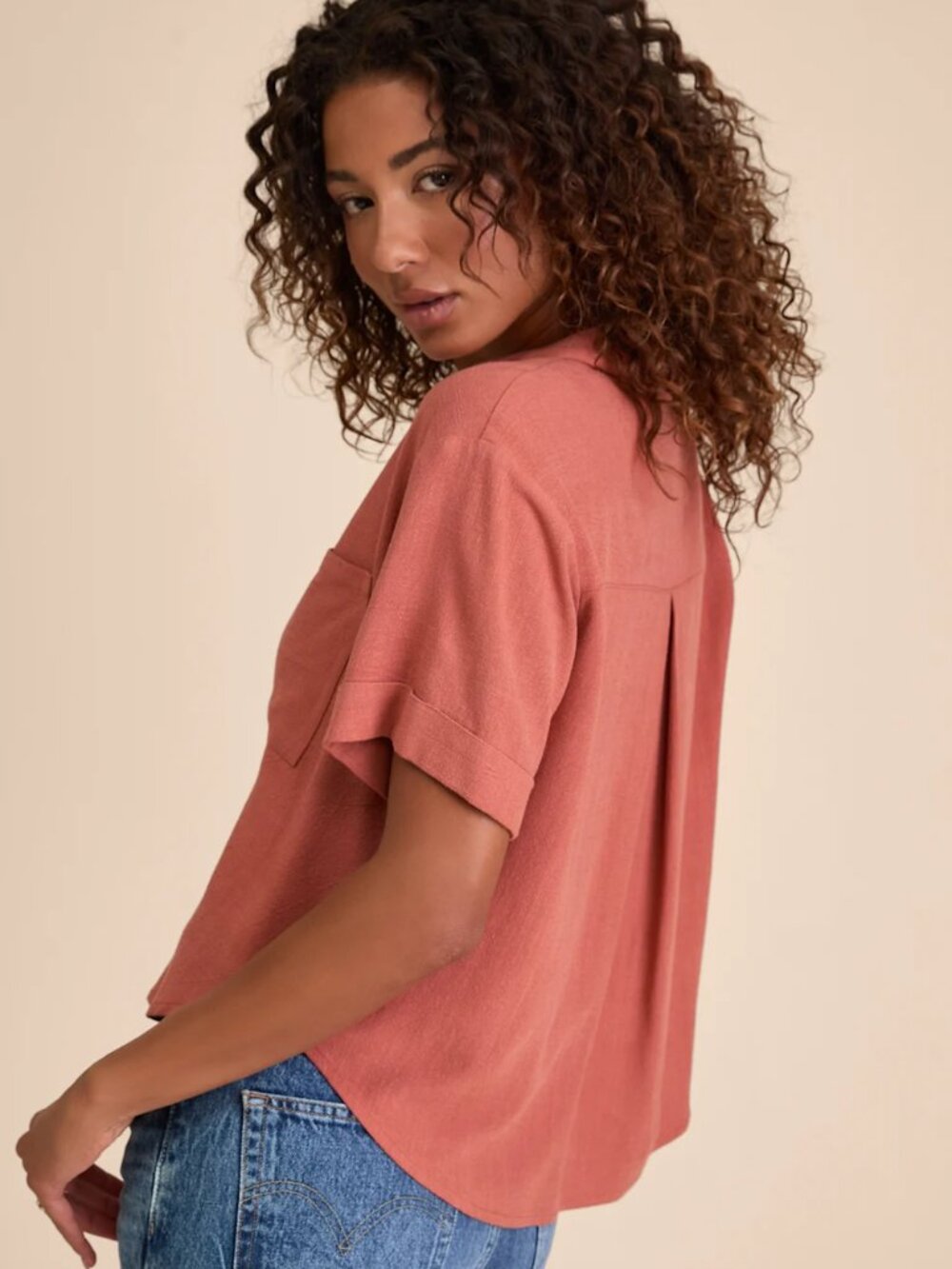 Cropped Summer Escapades Rust Red Linen Collared Button-Up Top-Size small
